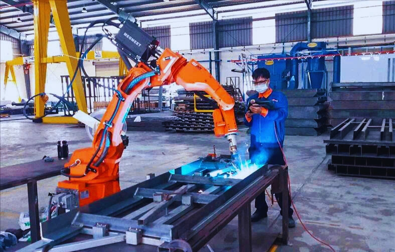 PRECISION MEETS PRACTICALITY